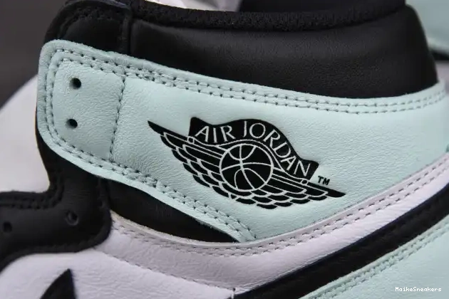 MaikeSneakers High Jordan 861428-100 1 Retro Igloo 0513